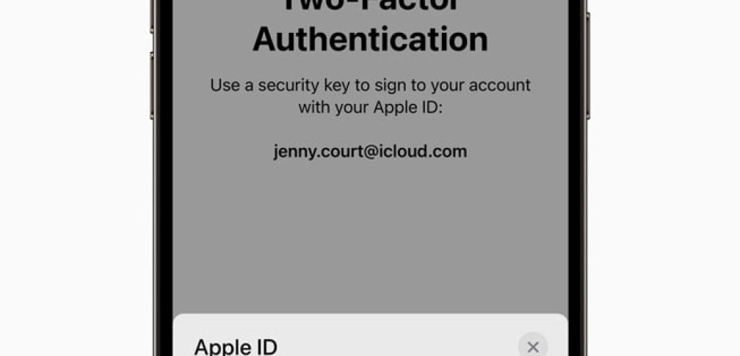 Apple-advanced-security-Security-Keys_inline.jpg.large